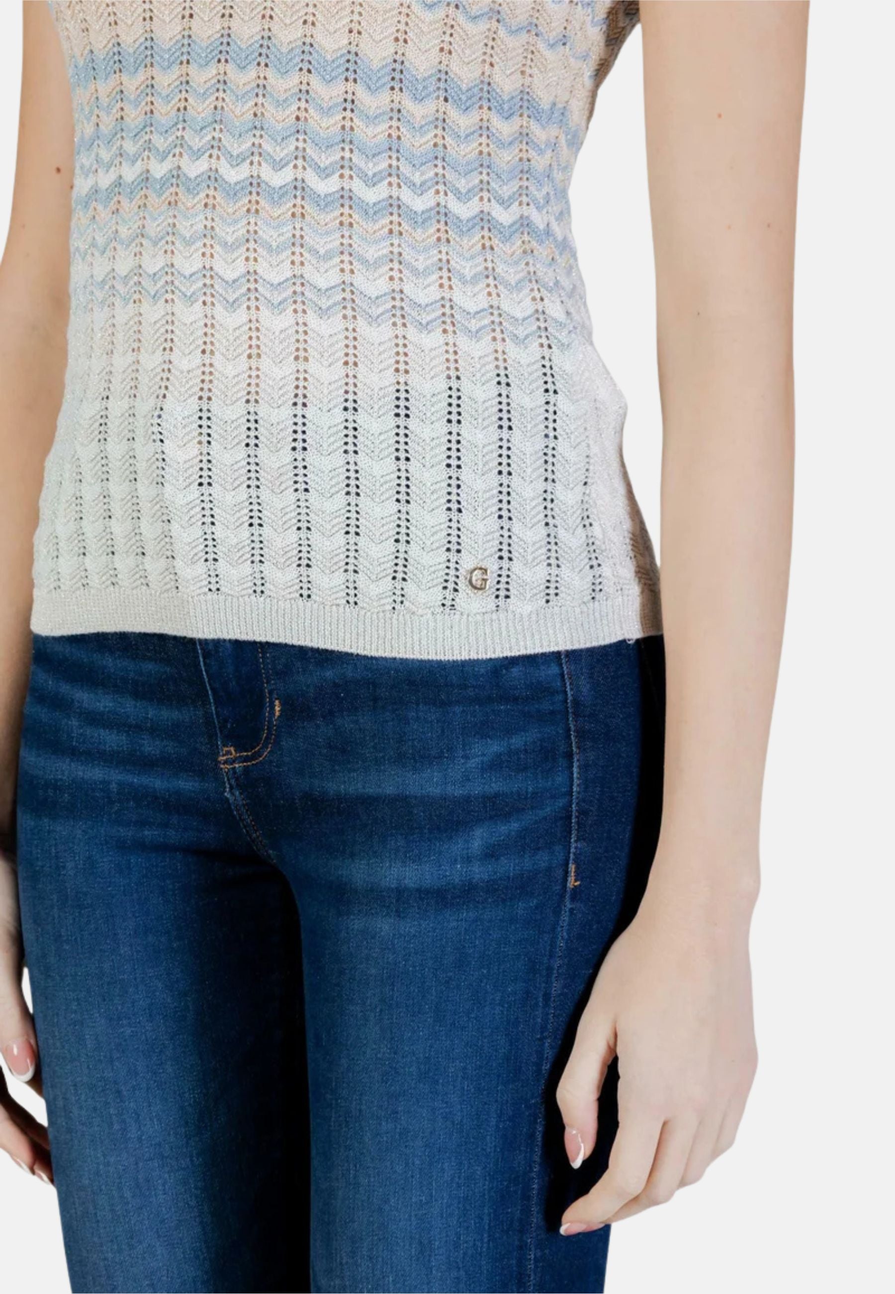 W6GR08Z0589 - Top - guess