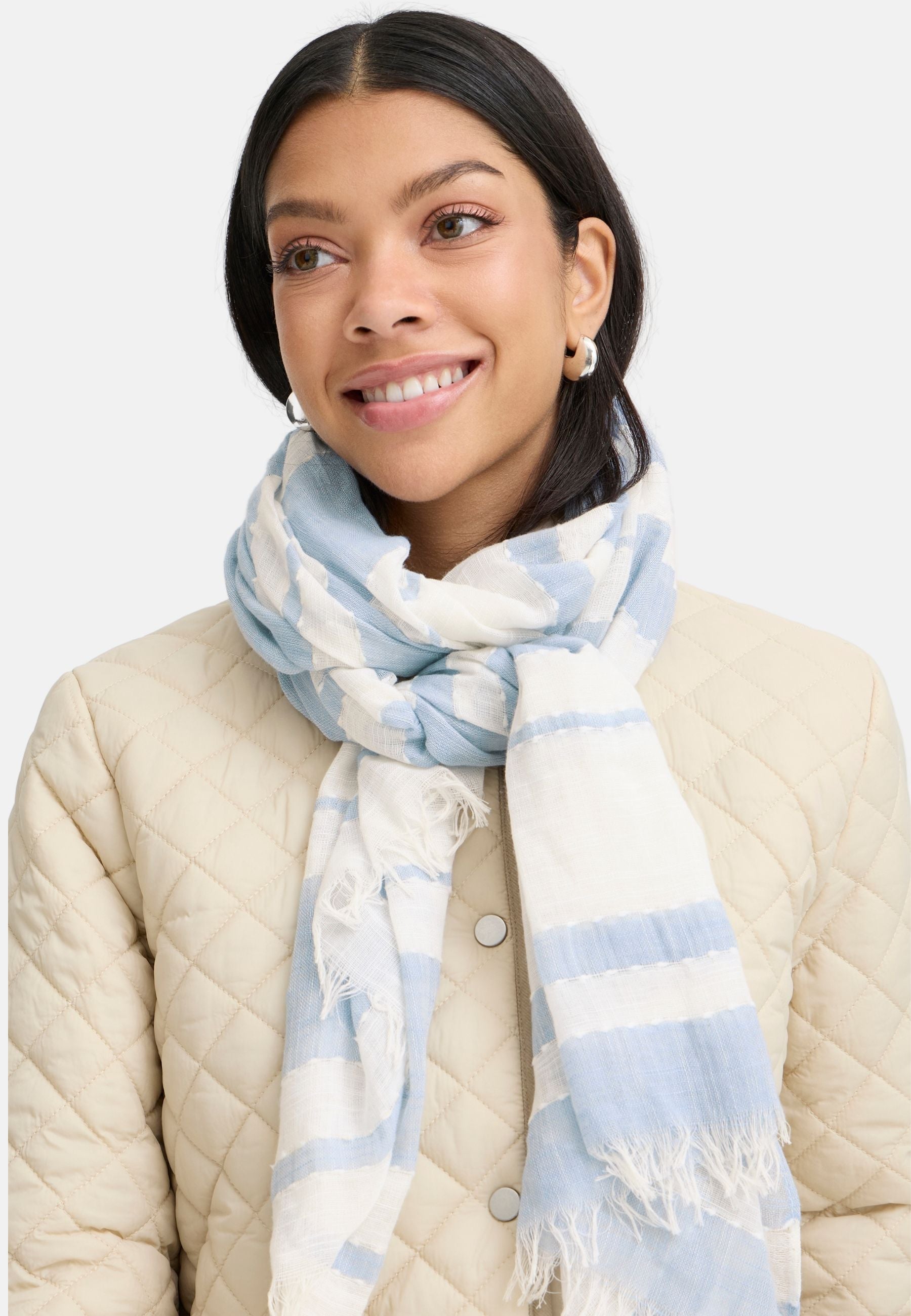 20818605 - Foulard - B.young
