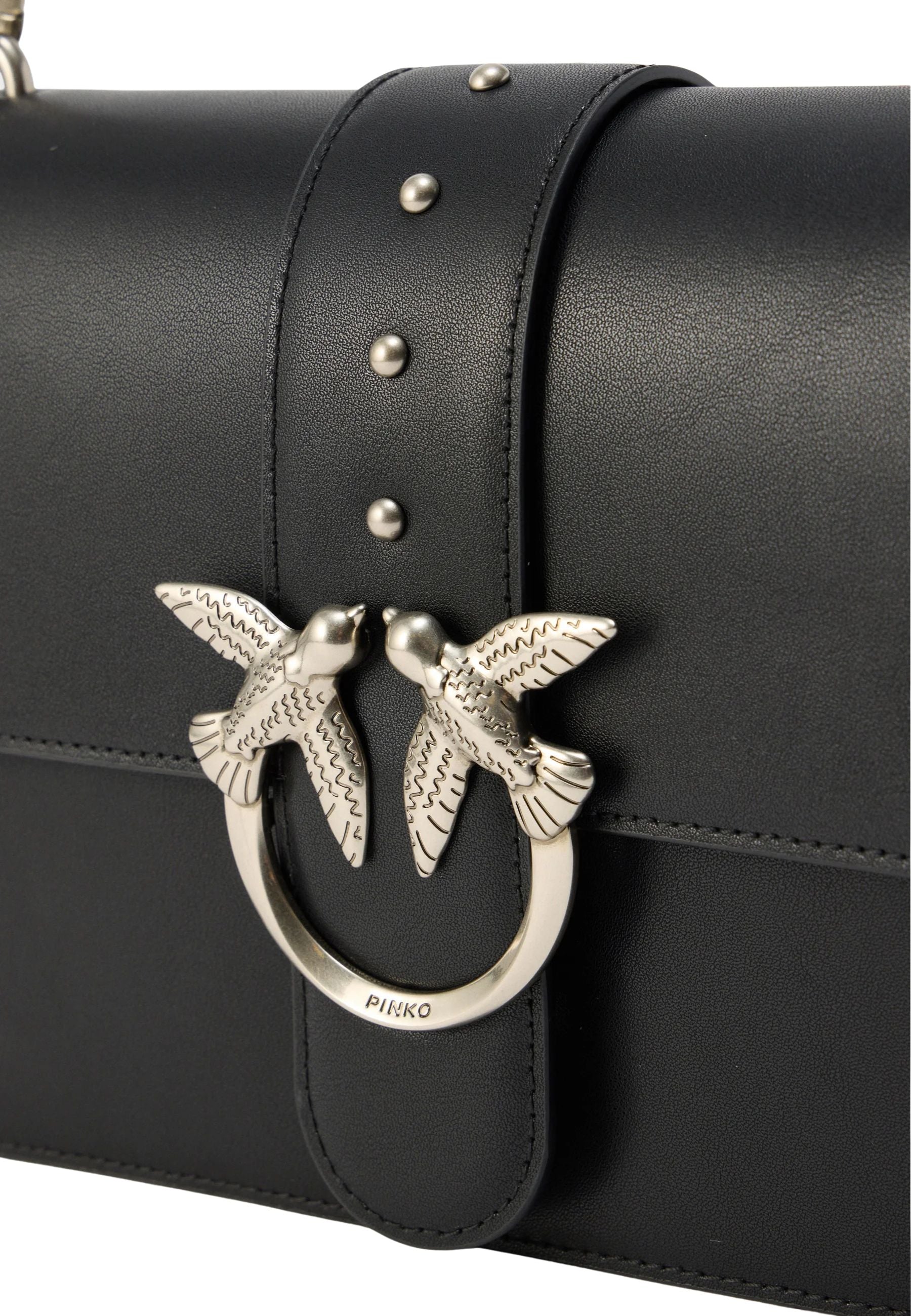 105856 AOF1 - Borsa - PINKO