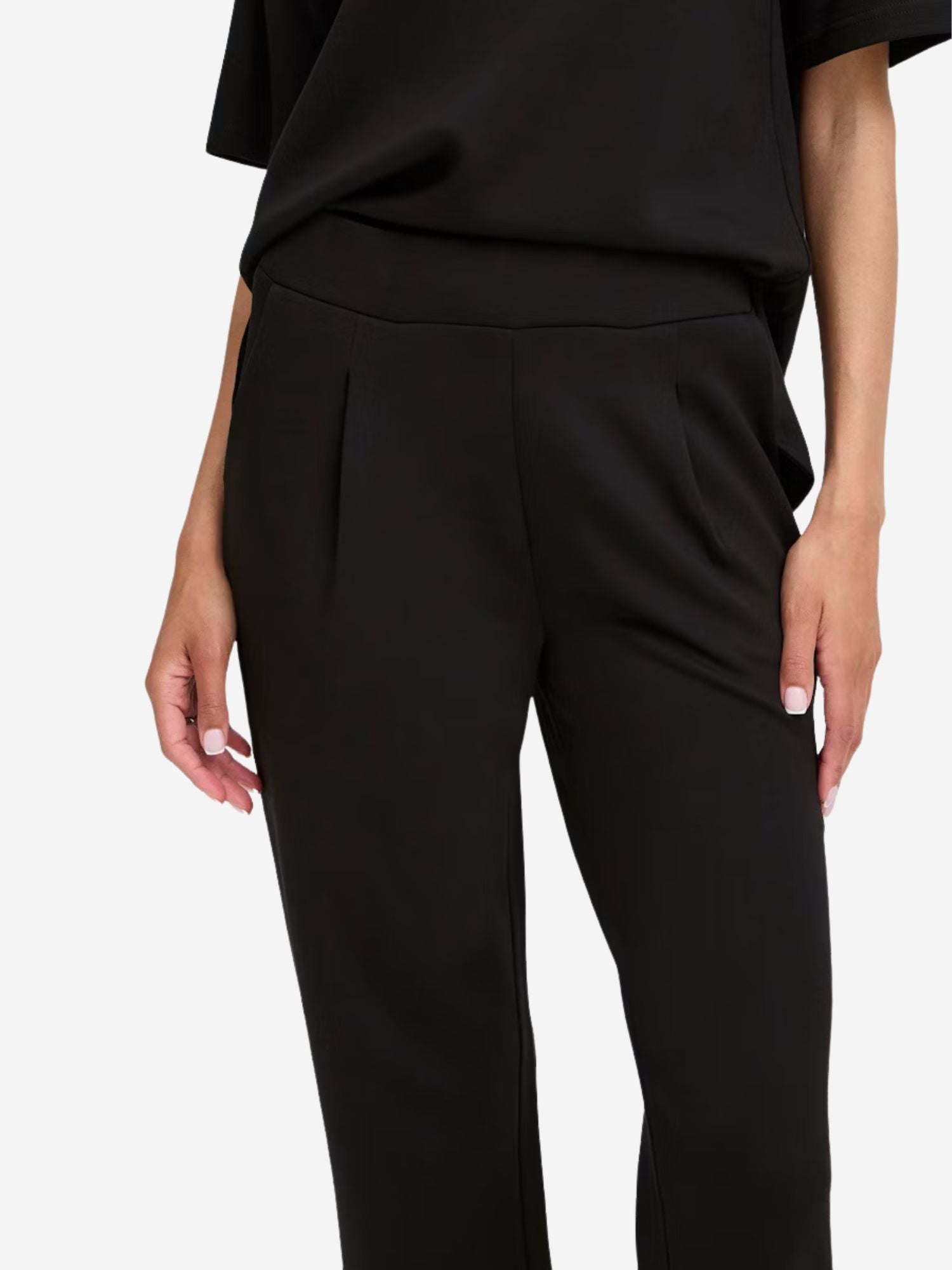 20818058 - Pantaloni - B.young