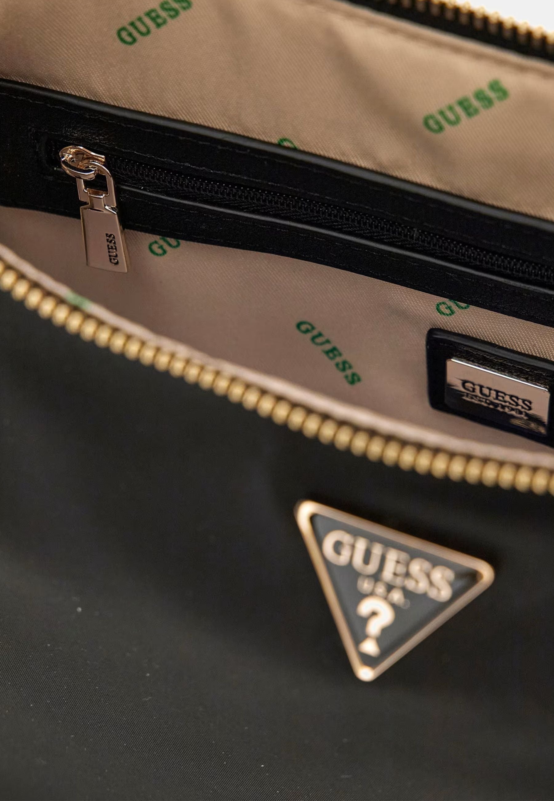 hweyg839501 - Borsa - guess