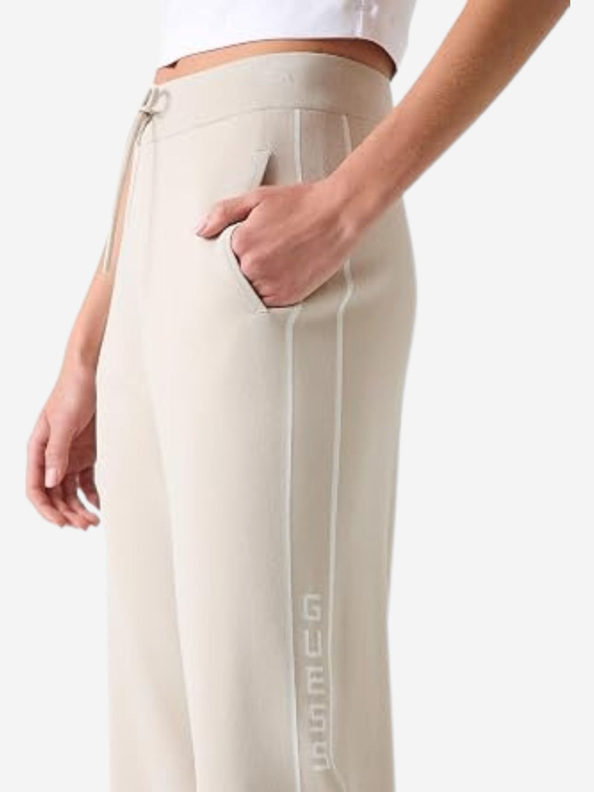 V6YB22Z0945 - Pantaloni - Guess Activewear