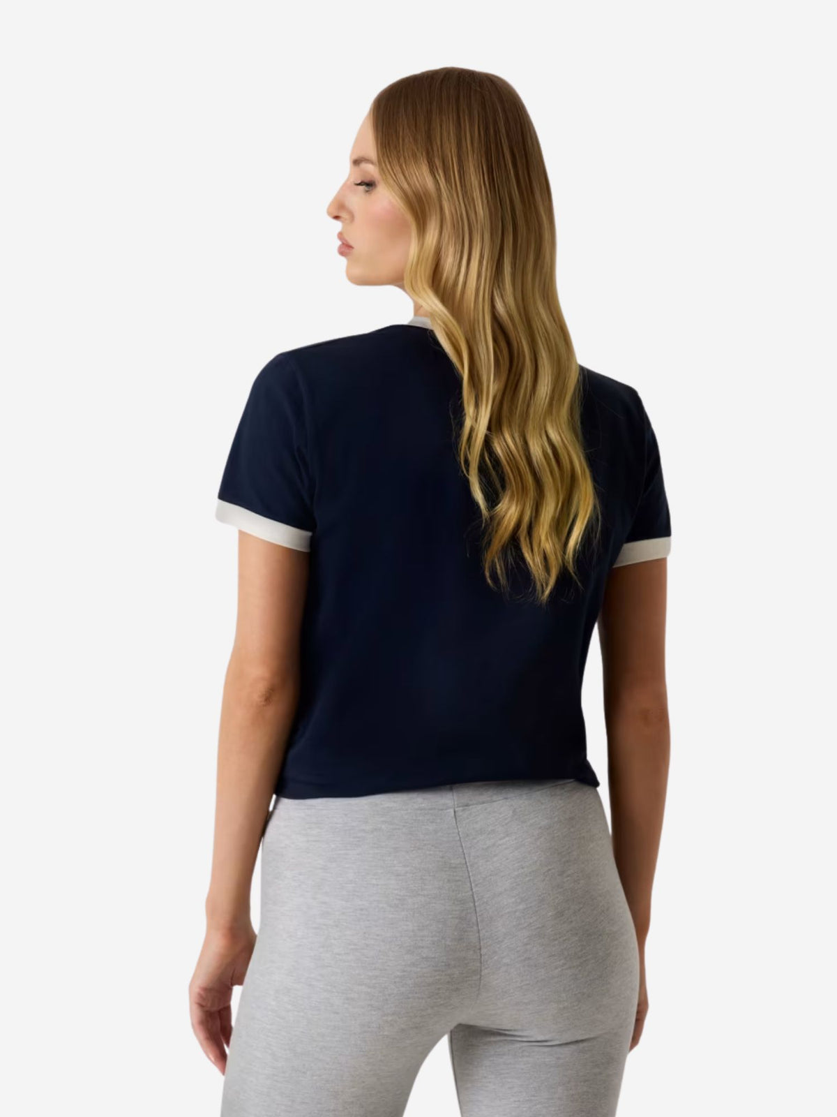 V6YI18K4320 - Maglia - Guess Activewear