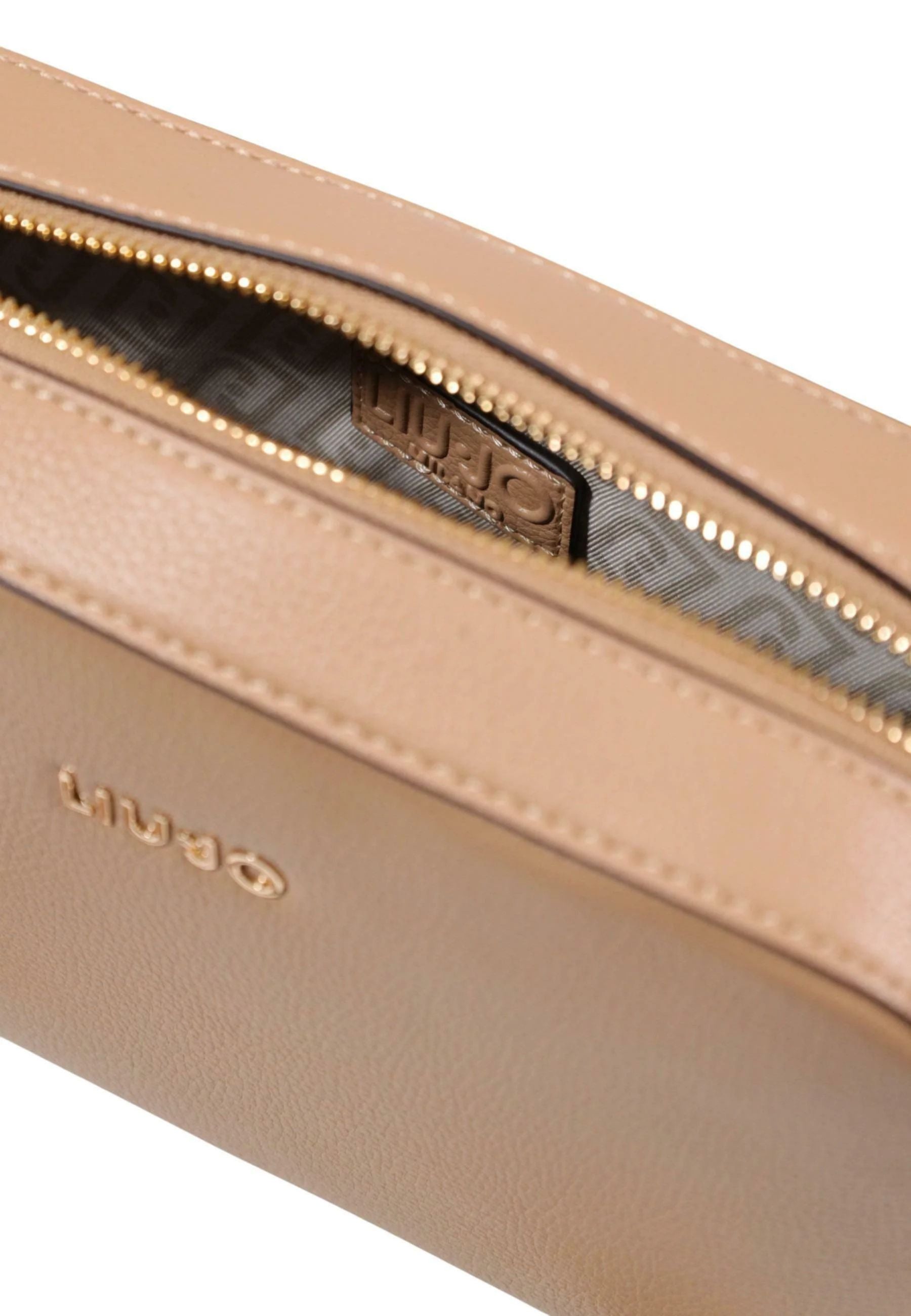 AA6211E1012 - Borsa - LIU JO