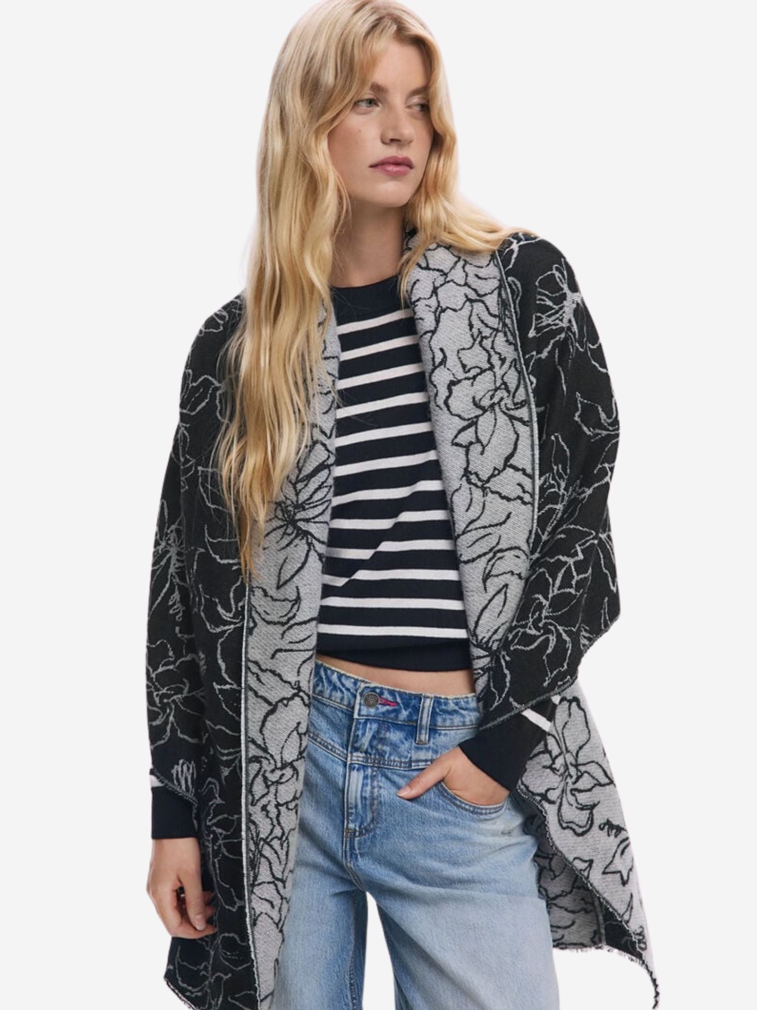 25WAIA16 - Sciarpa - DESIGUAL