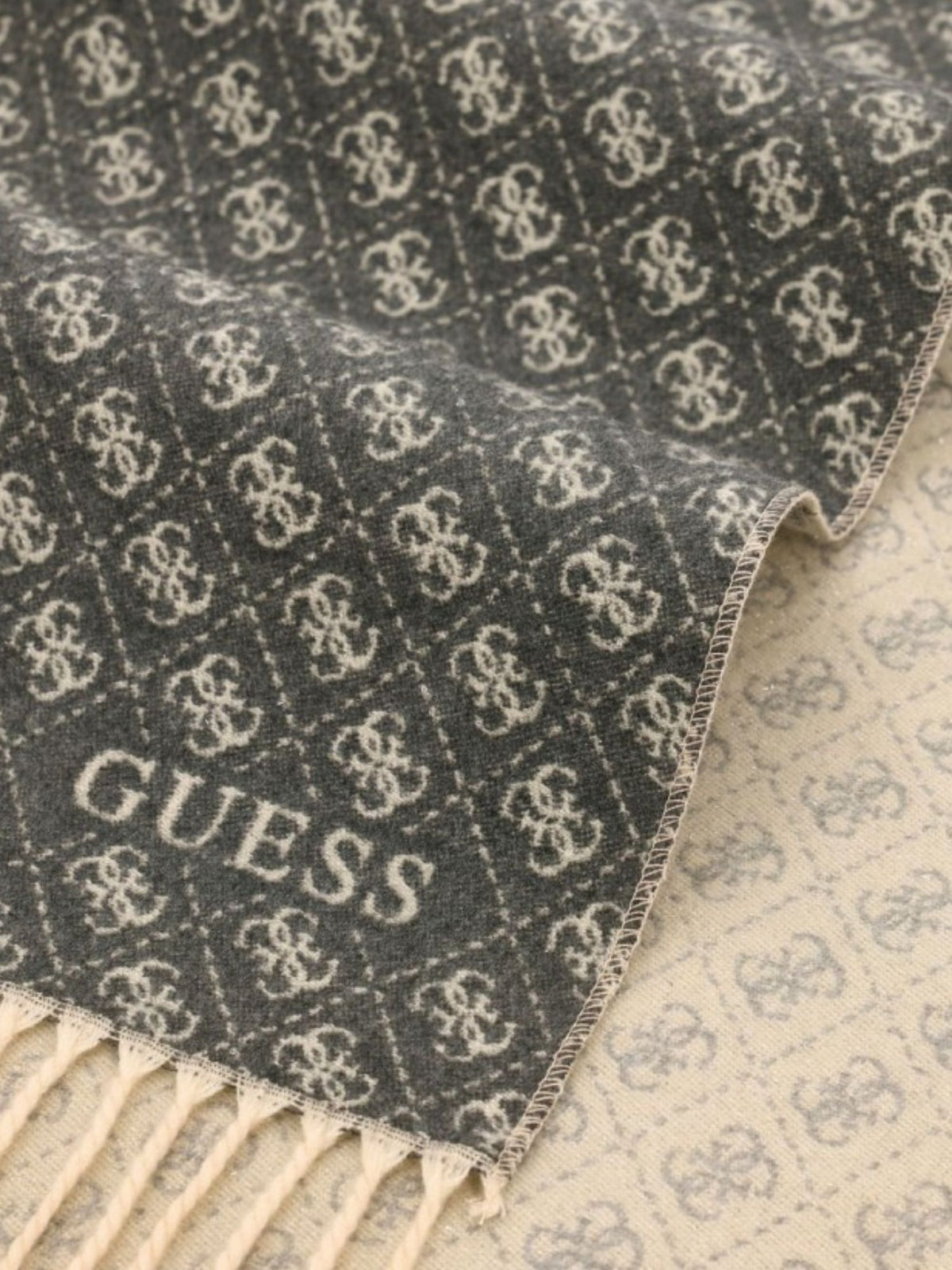 AW5663VIS03 - Sciarpa - guess