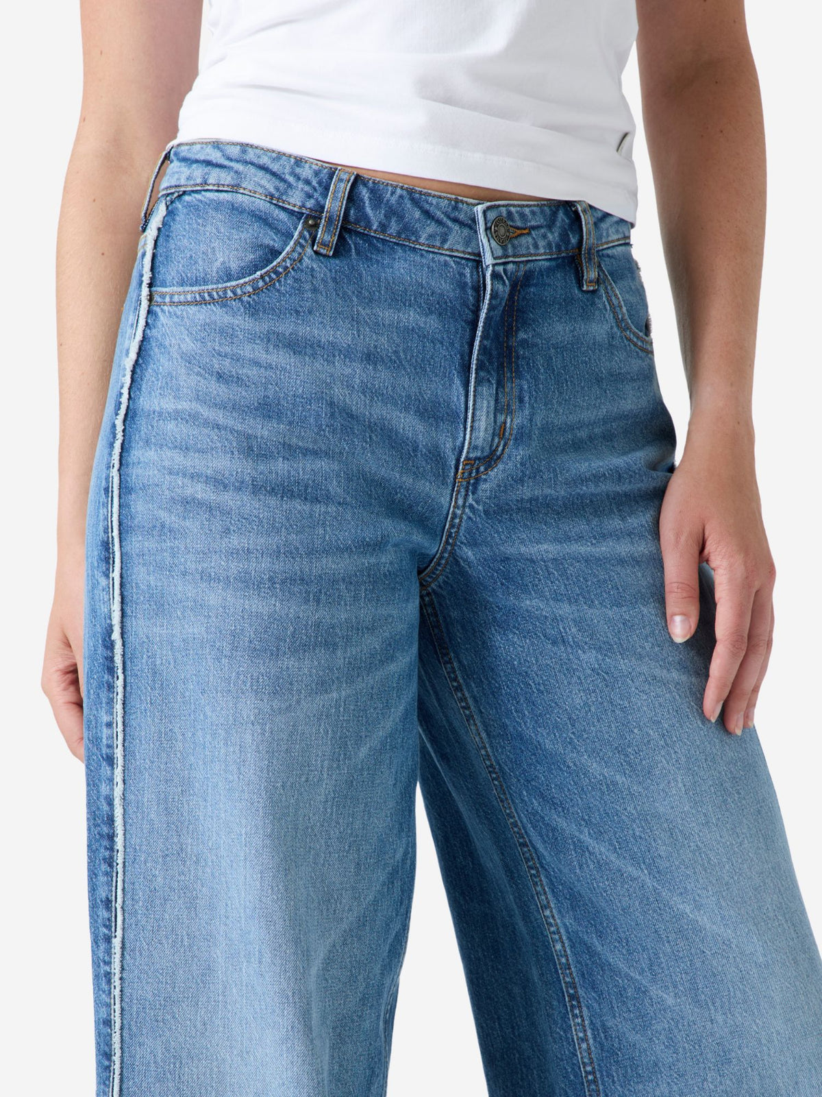 W6BA18D1795 - Pantaloni - GUESS JEANS