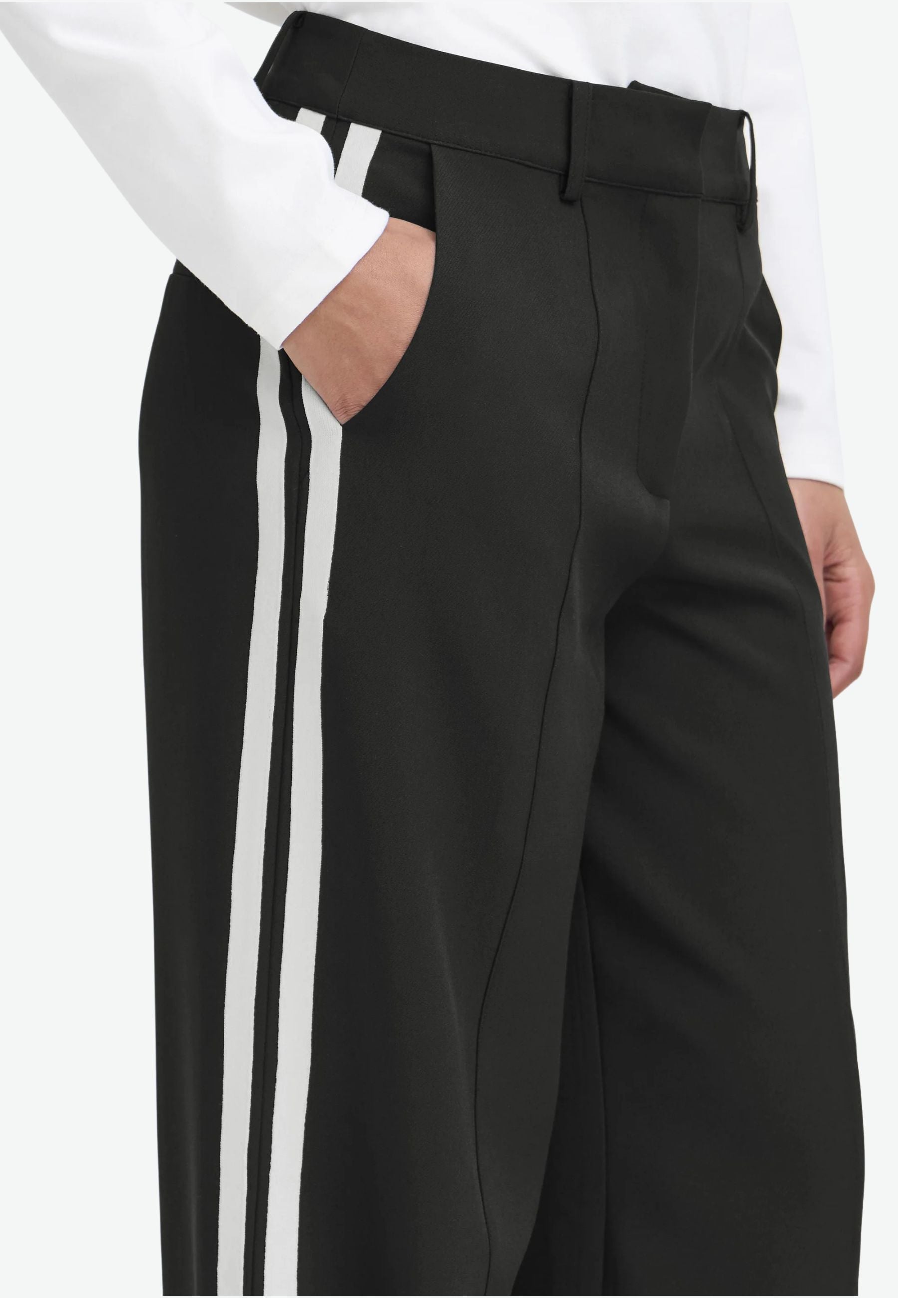 20124086 - Pantaloni - ICHI