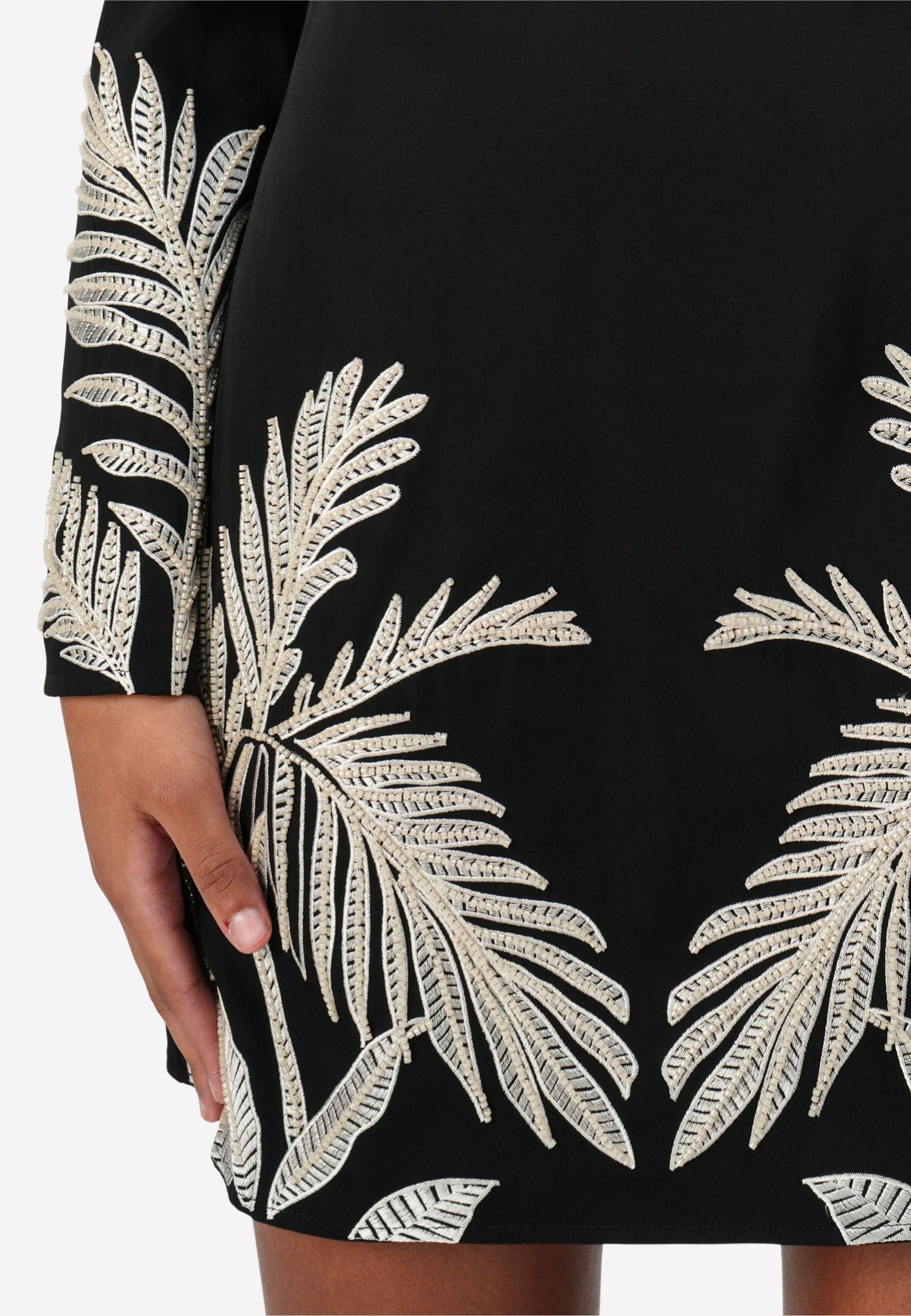 W5YK10WHCU2 - Abiti - guess